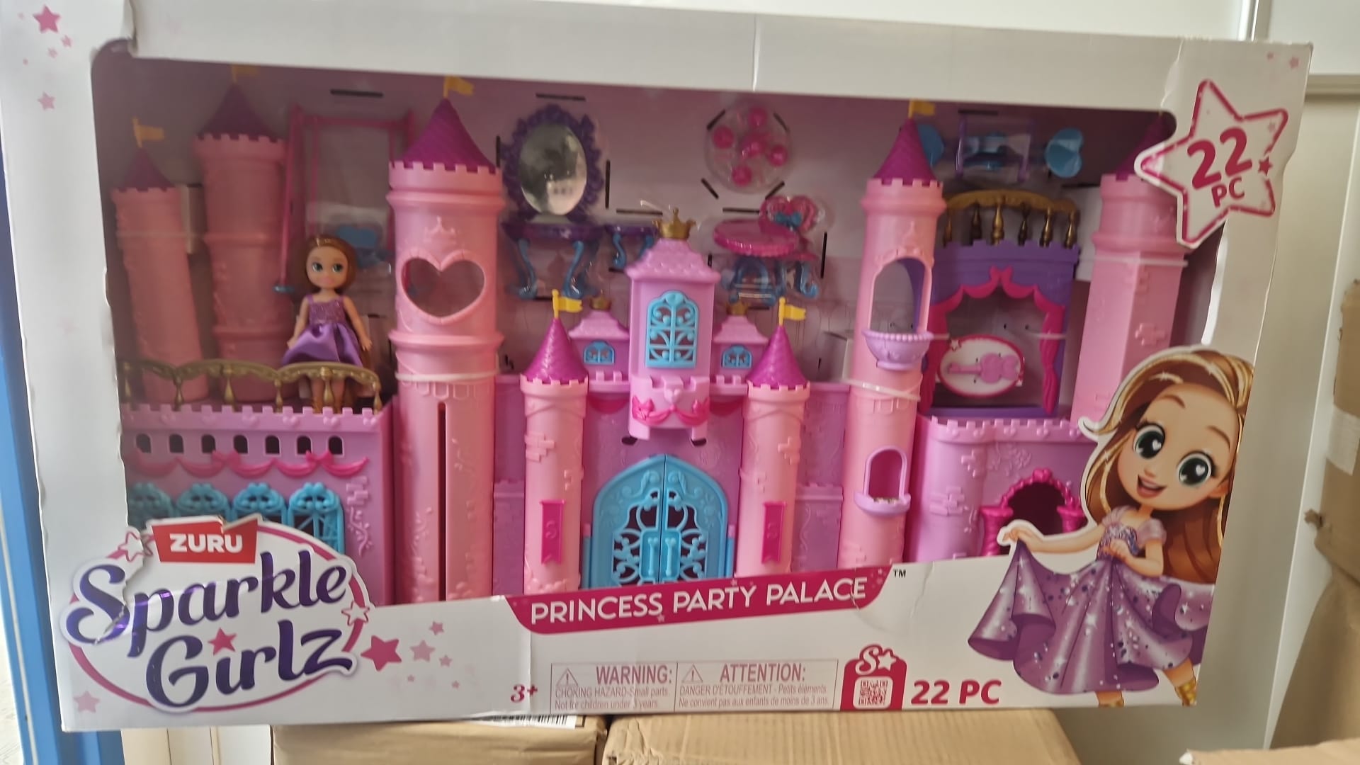 ZURU Sparkle Girlz Princess Party Palace – 22 Piece Playset